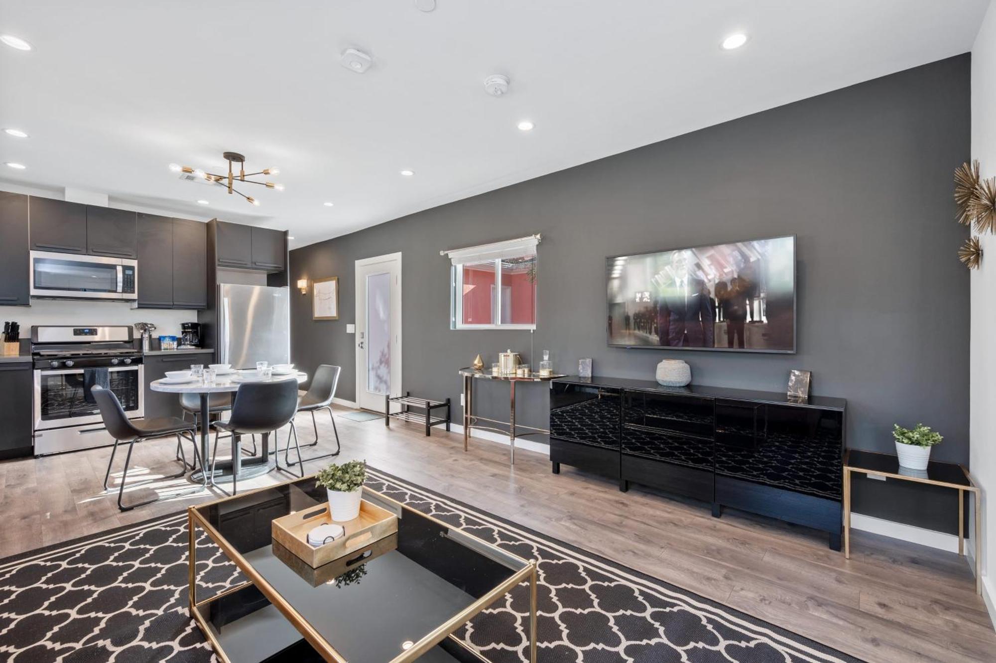 Art Deco By Avantstay 1920S Remodeled Bungalow Open Layout Courtyard Los Ángeles Exterior foto